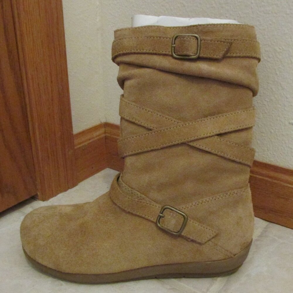XHILARATION GIRL'S SIZE 2 1/2 TAN SUEDE BOOTS WITH DECORATIVE STRAPS AND BUCKLES